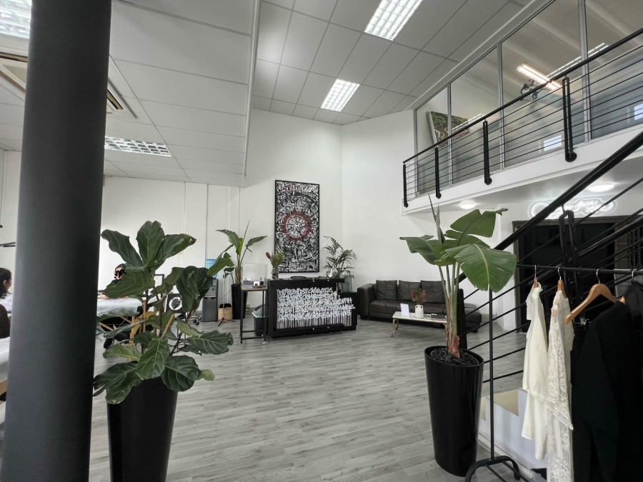 To Let Commercial Property for Rent in Table View Western Cape